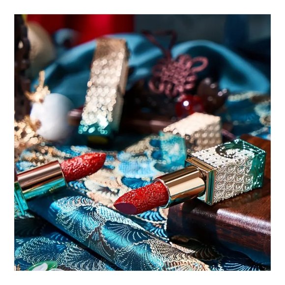 Luxury Blue Silver Ocean Cased Carved Velvet Red Tomato & Brown Lipsticks - Picture 11 of 12